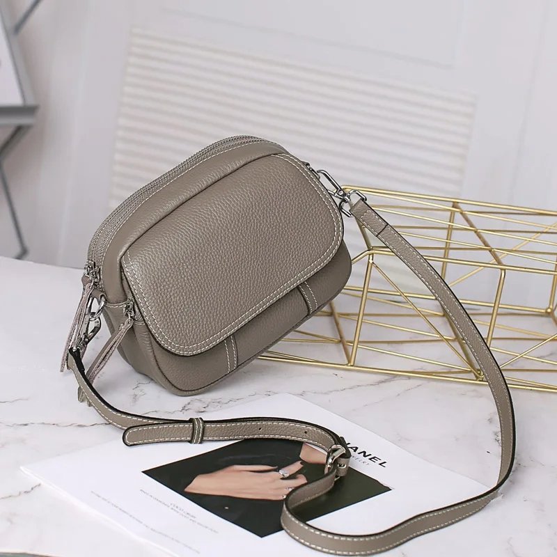 กระเป๋าสะพายข้างหนังวัวแท้ ดีไซน์ Flap เรียบหรู พร้อม 2 สายสะพาย versatile! - Image 10