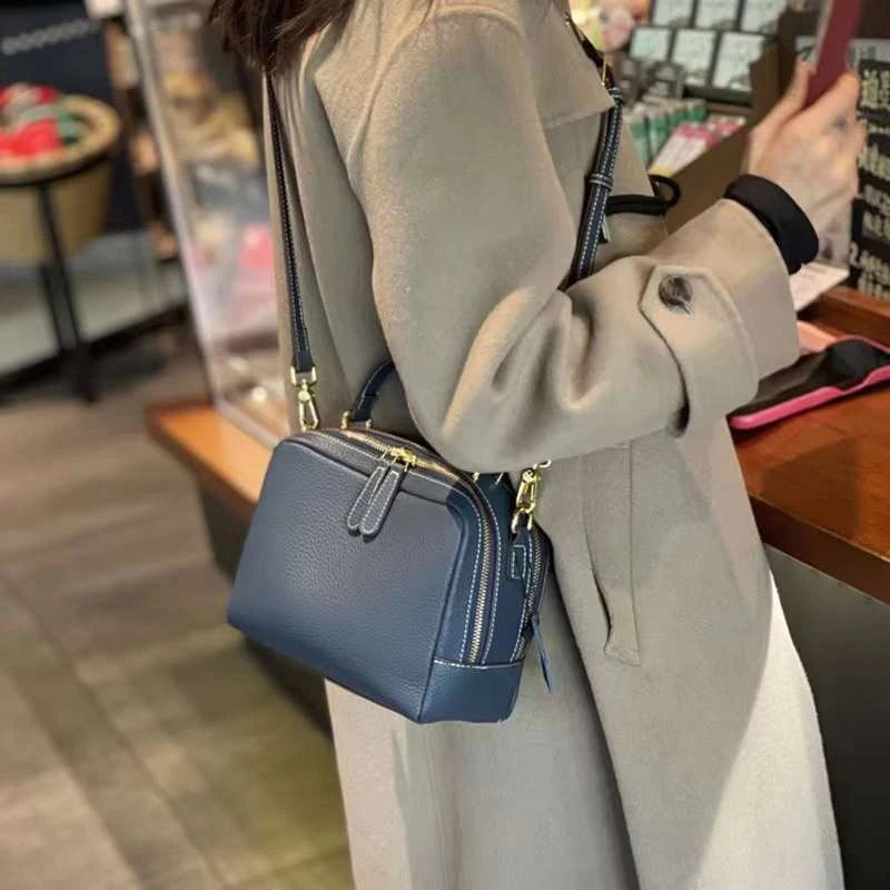 กระเป๋าหนังวัวแท้ TOGO ดีไซน์ Shell สวยหรู พร้อม 2 สายสะพาย! - Image 10