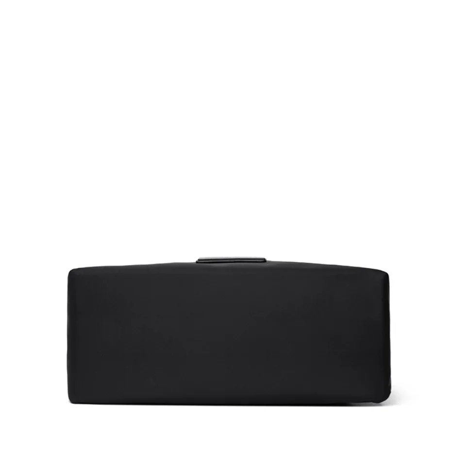 กระเป๋าสะพายข้างผ้า Oxford ดีไซน์สปอร์ต น้ำหนักเบา สายสะพายกว้าง สะดวกสบายทุกการใช้งาน! - Image 16