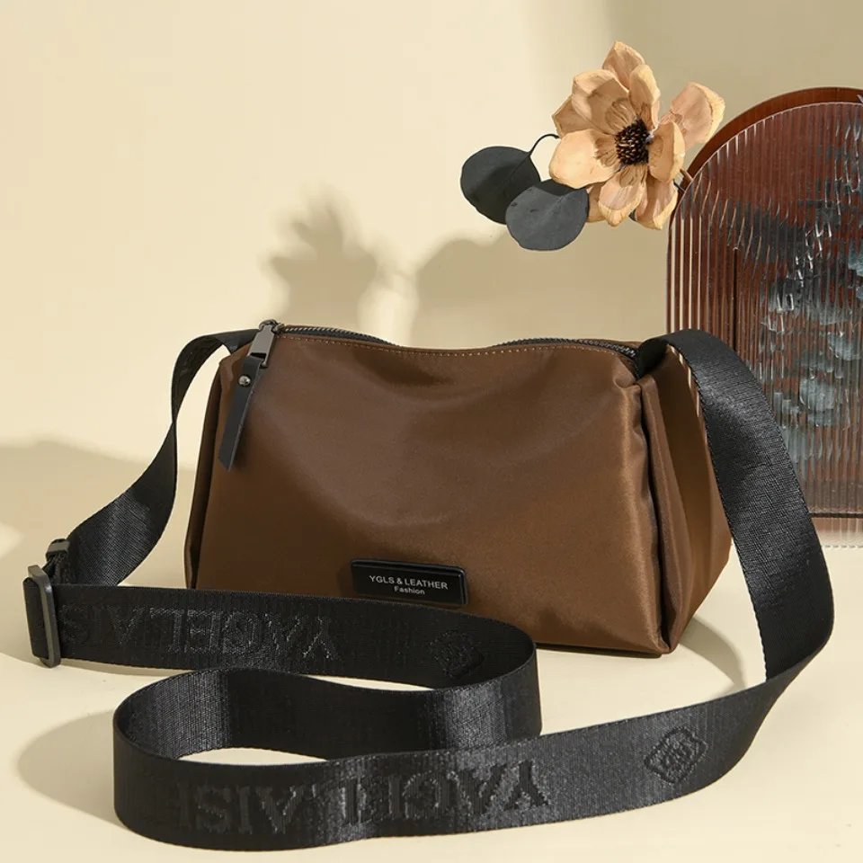 กระเป๋าสะพายข้างผ้า Oxford ดีไซน์สปอร์ต น้ำหนักเบา สายสะพายกว้าง สะดวกสบายทุกการใช้งาน! - Image 5