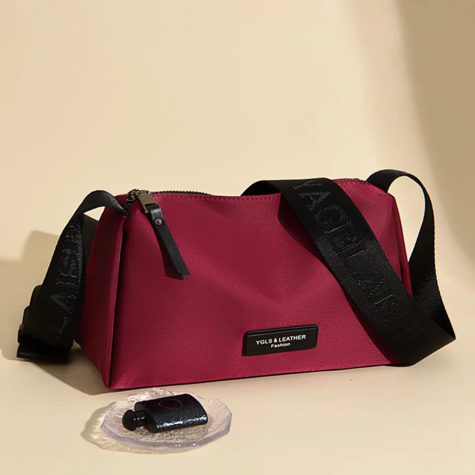 กระเป๋าสะพายข้างผ้า Oxford ดีไซน์สปอร์ต น้ำหนักเบา สายสะพายกว้าง สะดวกสบายทุกการใช้งาน! - Image 4