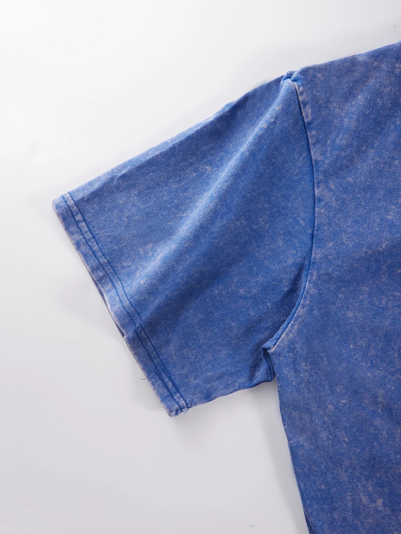 เสื้อยืดผ้าฝ้ายลาย "The Treating Doctor" ดีไซน์เรโทรสุดเท่ ใส่สบาย ระบายอากาศดีเยี่ยม พร้อมเติมเต็มลุคให้มีเอกลักษณ์ไม่ซ้ำใคร - Image 3