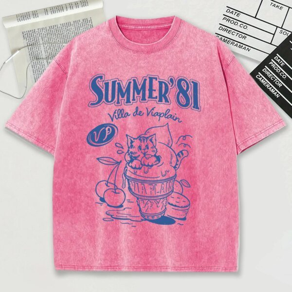 เสื้อยืดสไตล์วินเทจผ้าฝ้าย 100% พิมพ์ลาย "Summer '81 Villa De Viaplain" สวมใส่สบาย ระบายอากาศดี เหมาะสำหรับผู้ที่รักความคลาสสิกและสไตล์ย้อนยุค
