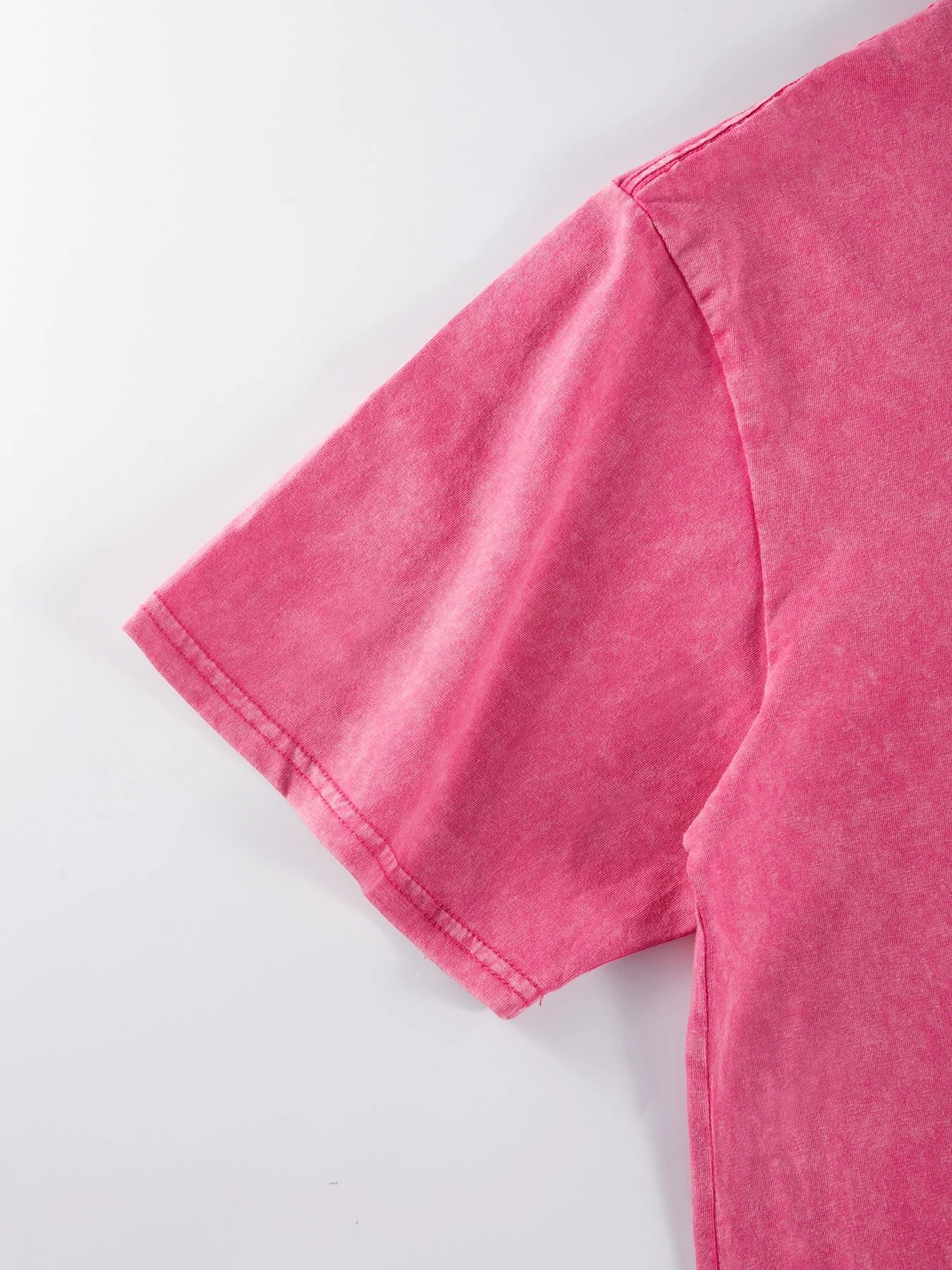 เสื้อยืดสไตล์เรโทรผ้าฝ้าย 100% พิมพ์ลายจระเข้น่ารัก สวมใส่สบาย ระบายอากาศดี เหมาะสำหรับผู้ที่รักความสนุกสนานและสไตล์ไม่เหมือนใคร - Image 3