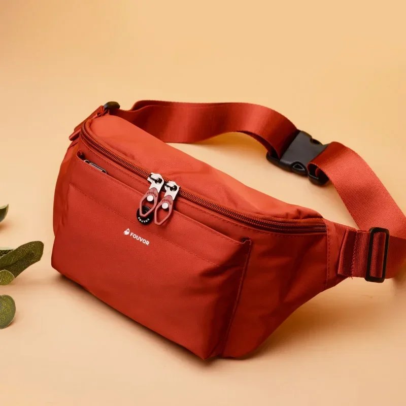 กระเป๋าคาดเอวไนลอนกันน้ำ ดีไซน์ใหม่ล่าสุดปี 2025 สะท้อนความหรูหราทันสมัย ใช้งานได้หลากหลาย มอบความสะดวกสบายสำหรับทุกวัน