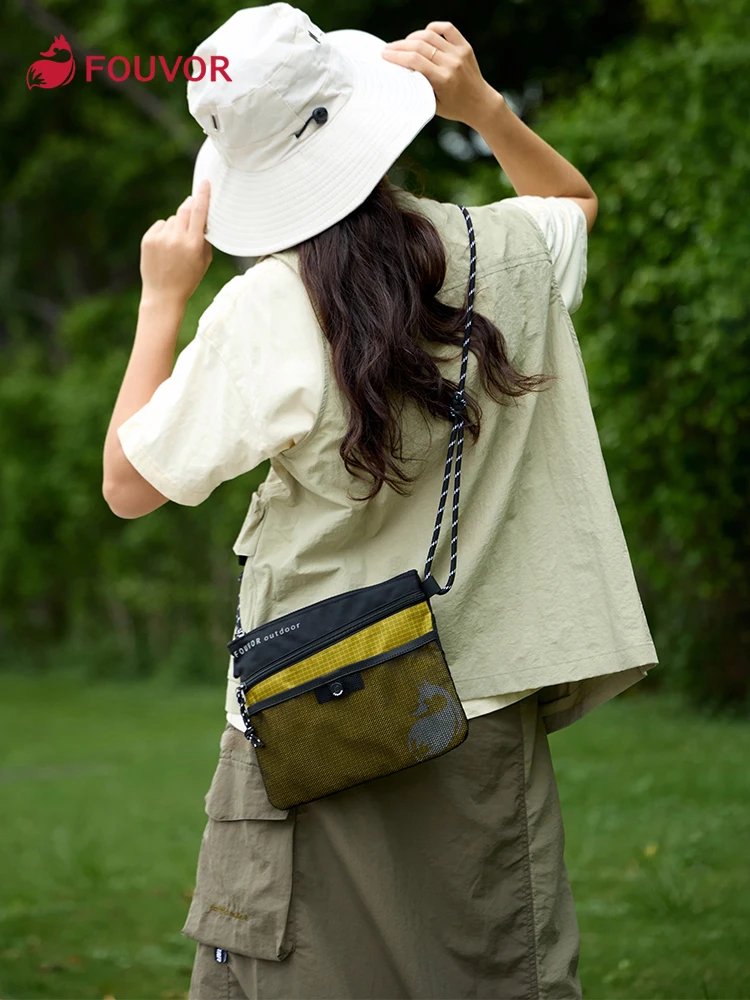 กระเป๋าสะพายข้าง Fouvor ดีไซน์เรียบง่าย เบา ทนทาน จุครบทุกของจำเป็น เหมาะทุกไลฟ์สไตล์